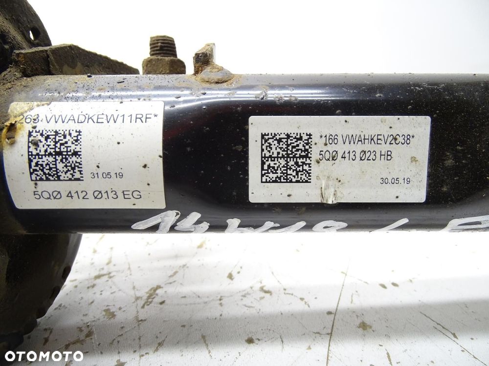 ZWROTNICA AMORTYZATOR MCPERSON LEWY 5Q0413023HB 1.5 TSI SKODA OCTAVIA III - 9
