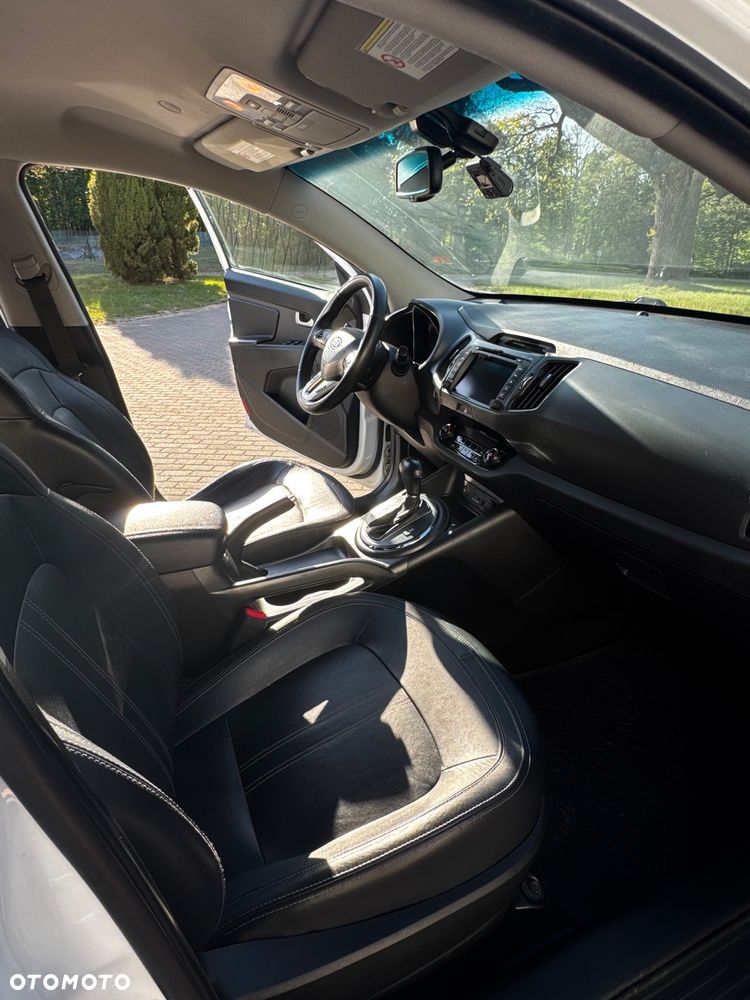 Kia Sportage 2.0 CRDI XL - 13