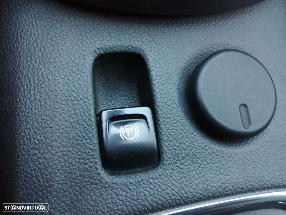 Opel Astra Sports Tourer 1.6 CDTI Ecotec 120 Anos S/S - 29