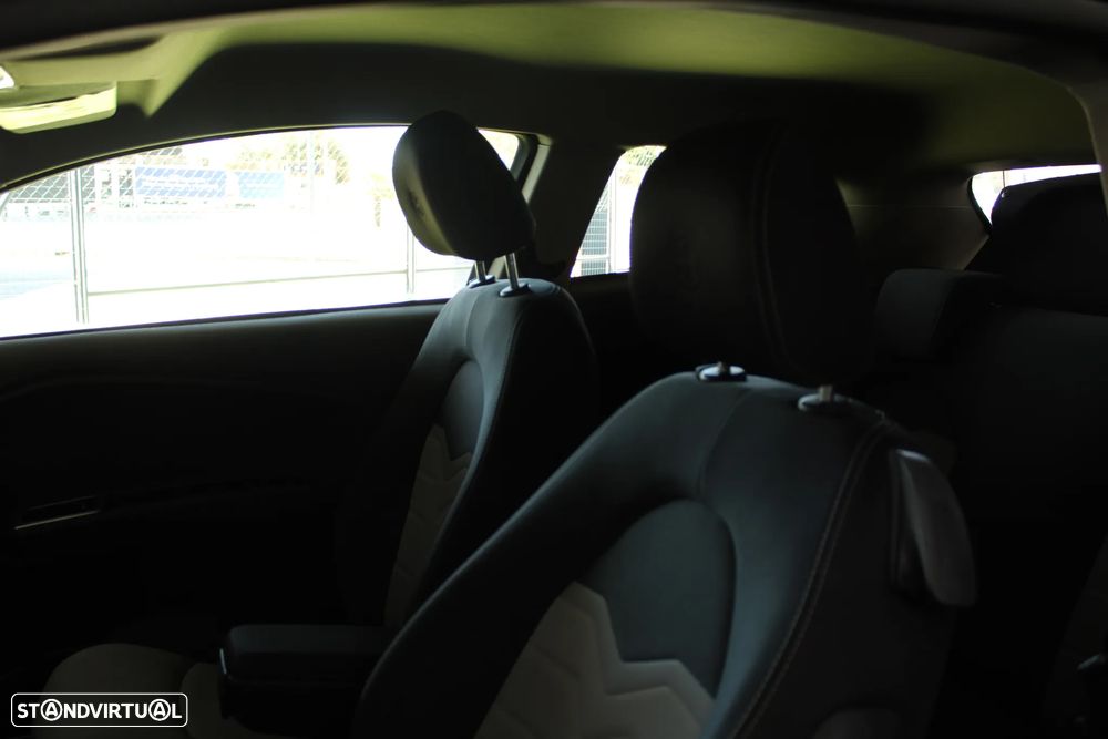 Alfa Romeo MiTo 1.3 JTD Distinctive S&S - 30