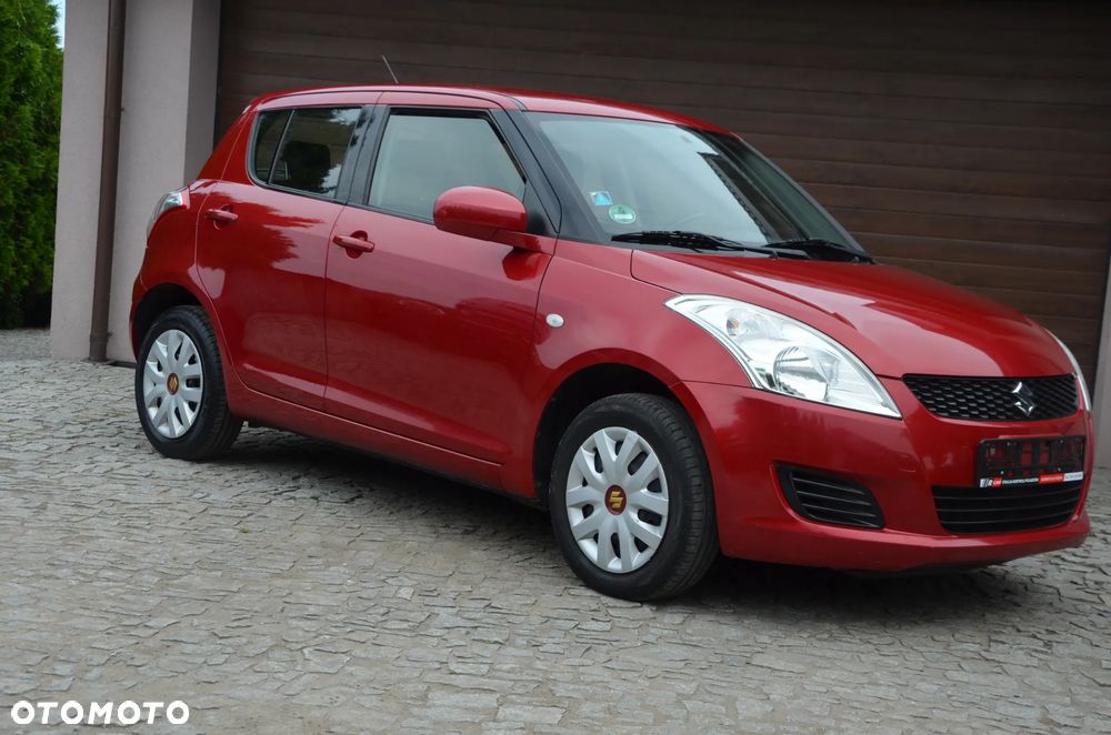 Suzuki Swift - 1