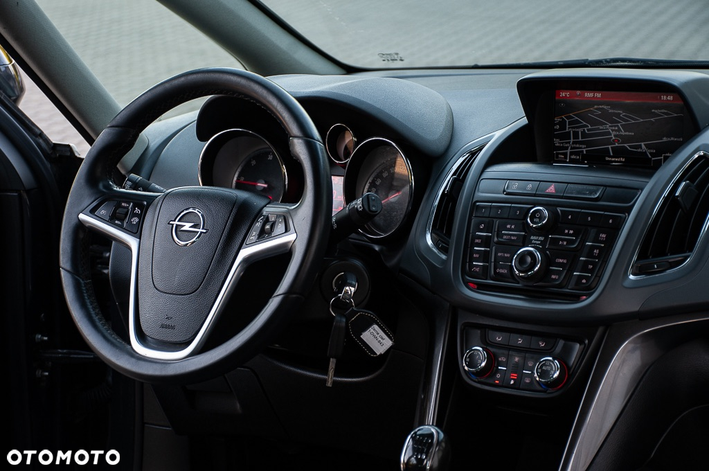 Opel Zafira - 20