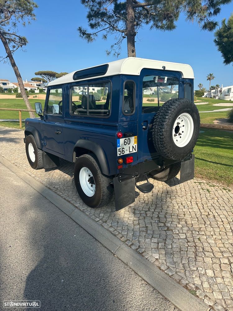 Land Rover Defender 90 2.5 TDi Metal Top - 4