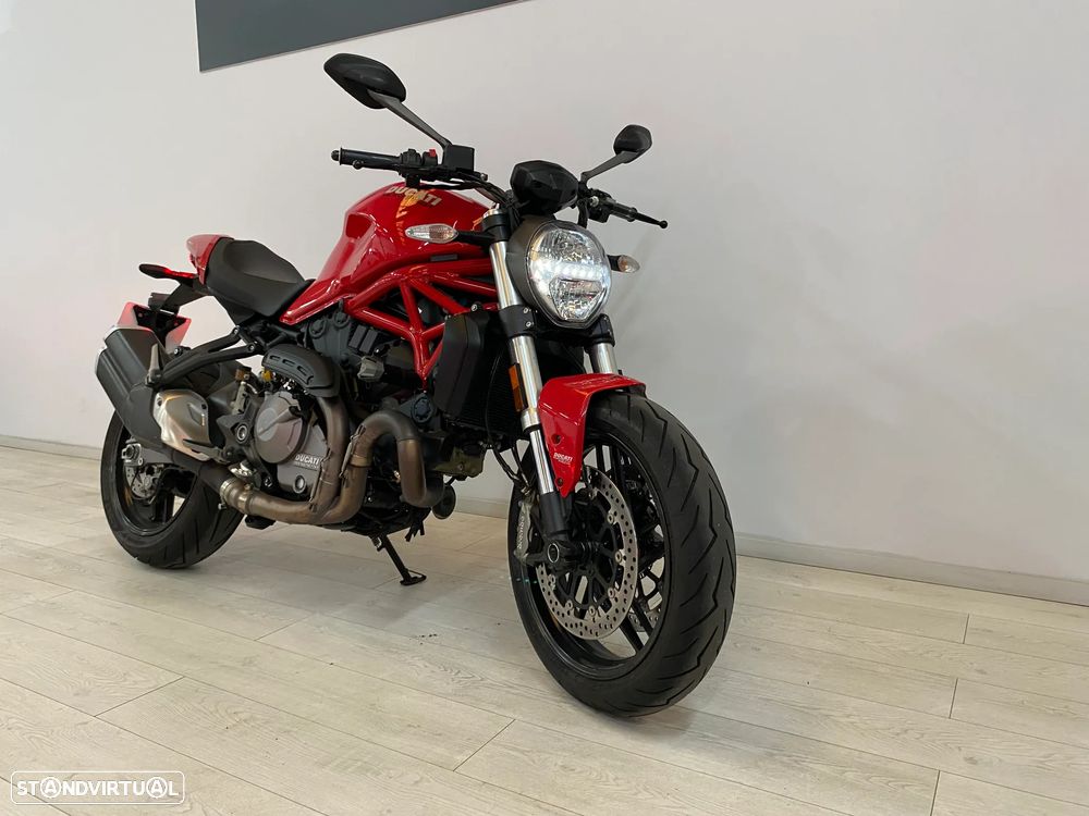 Ducati Monster 821 - 17