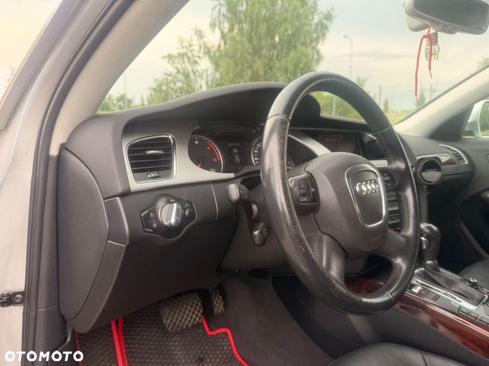 Audi A4 Avant 2.0 TDI Multitronic - 16