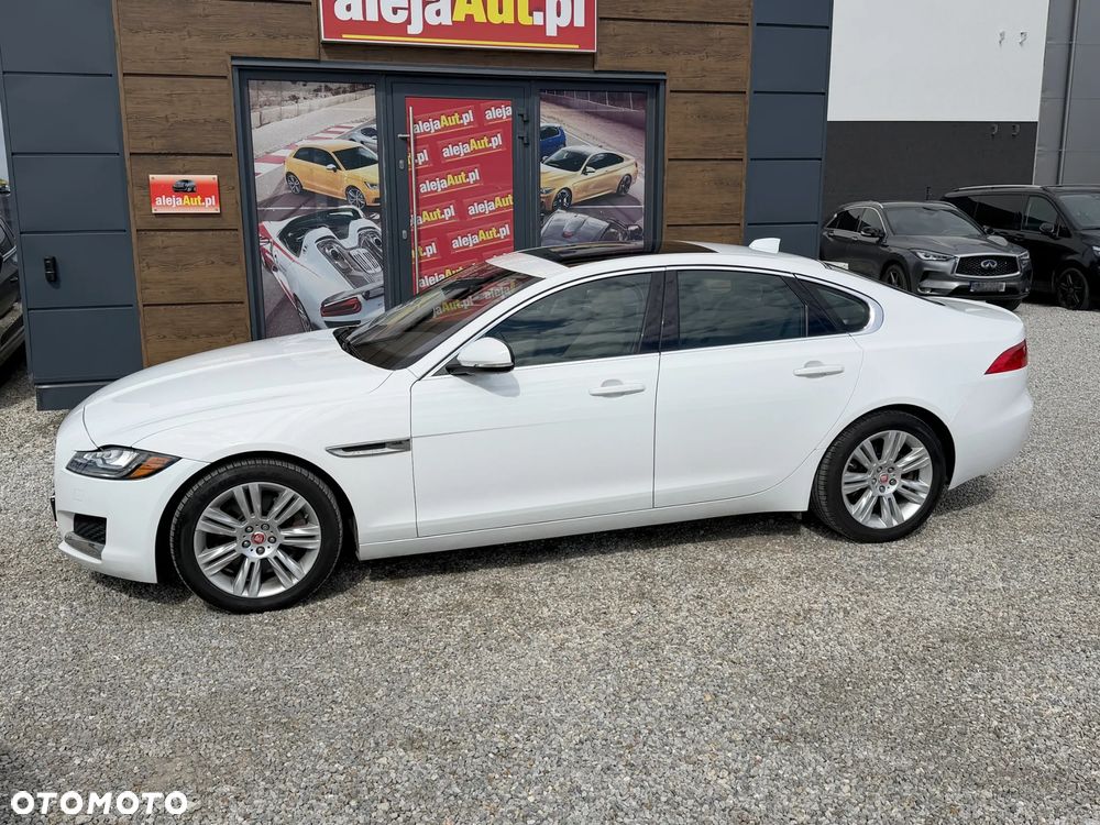 Jaguar XF 35t AWD Prestige - 1