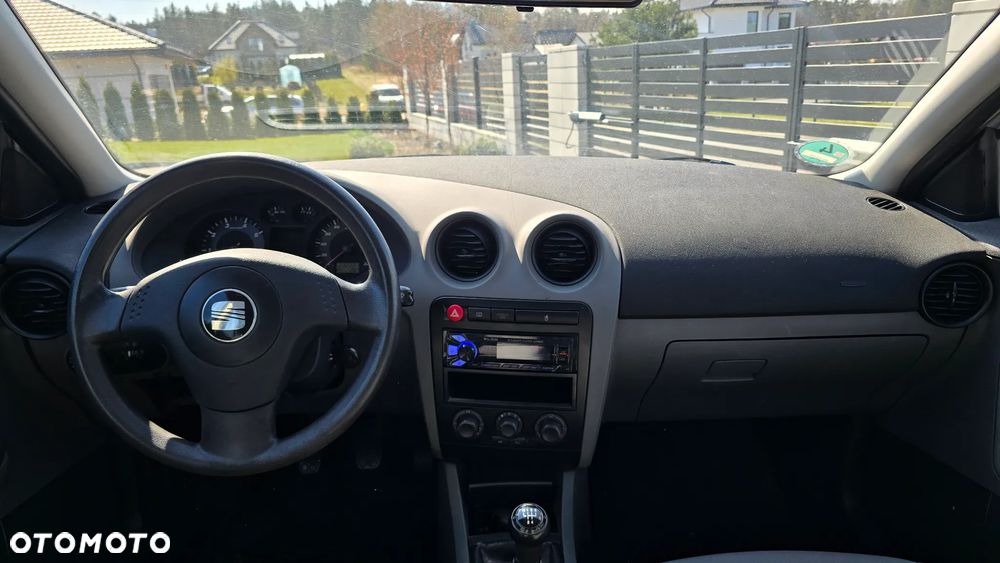 Seat Ibiza 1.4 16V Comfort Edition - 10