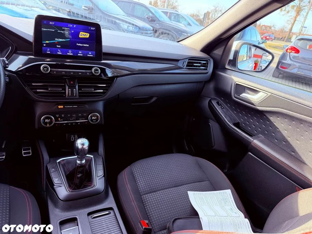 Ford Kuga 2.0 EcoBlue Hybrid ST-LINE - 15