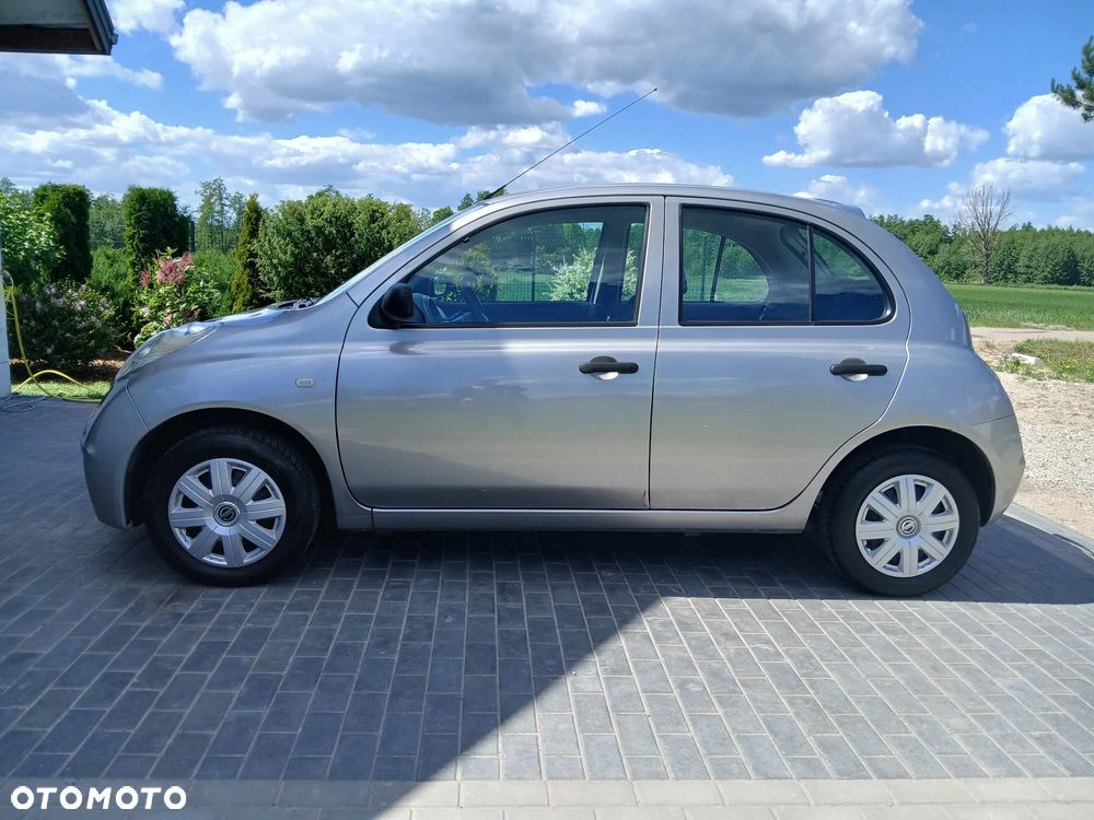 Nissan Micra - 2