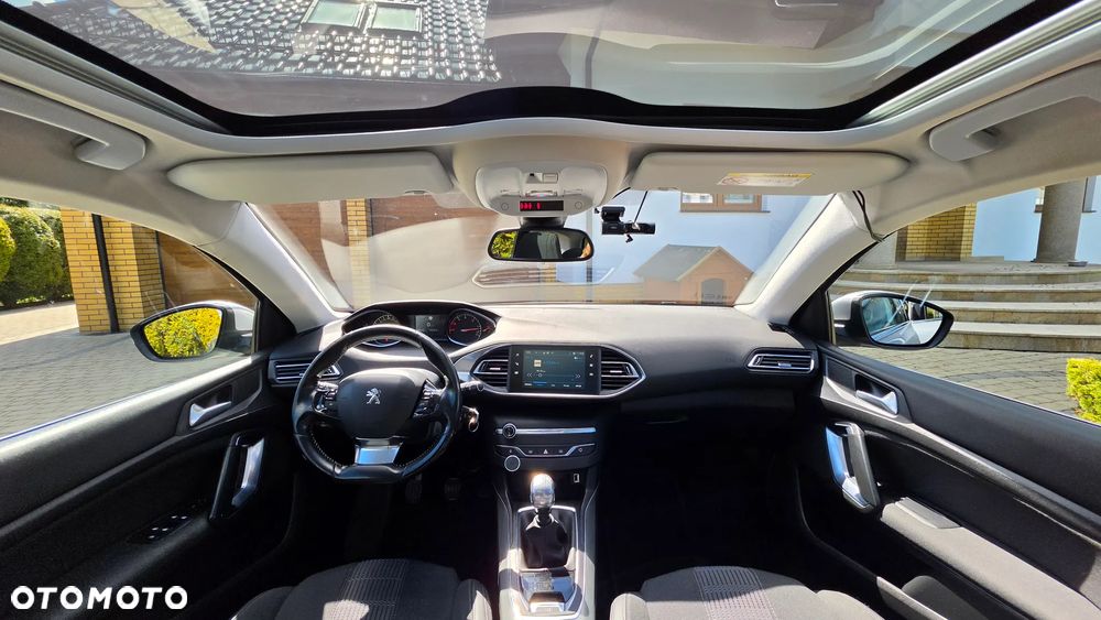 Peugeot 308 1.5 BlueHDi Allure S&S - 6
