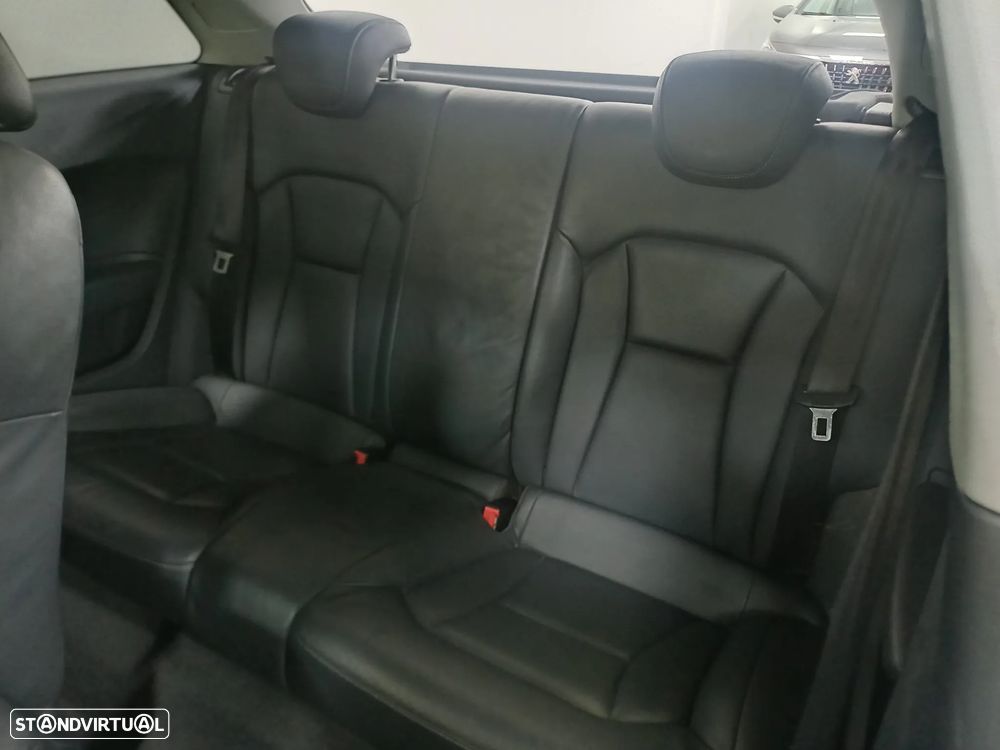 Audi A1 1.6 TDI S line edition - 17