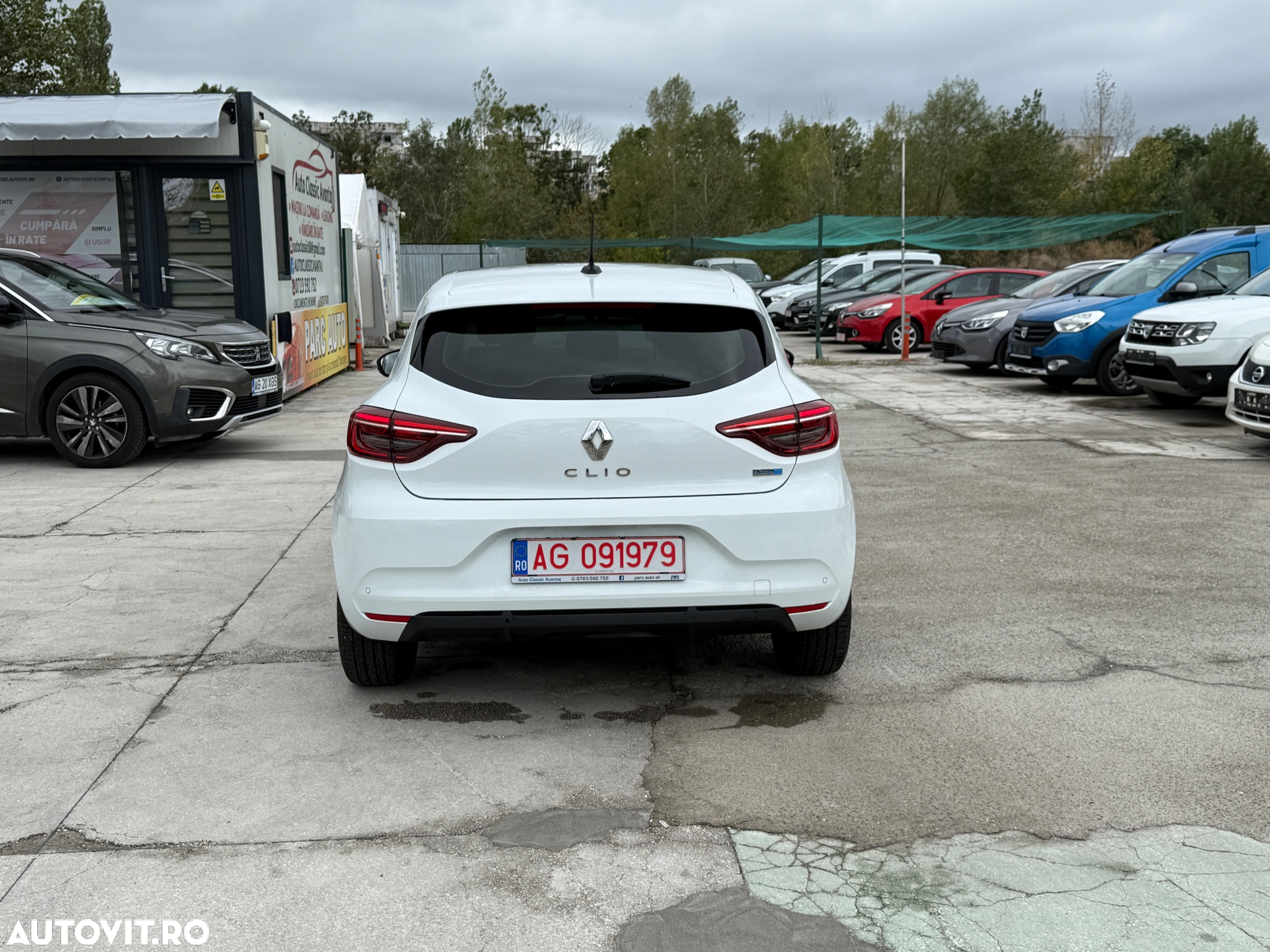 Renault Clio E-TECH Hybrid 140 BUSINESS EDITION - 4