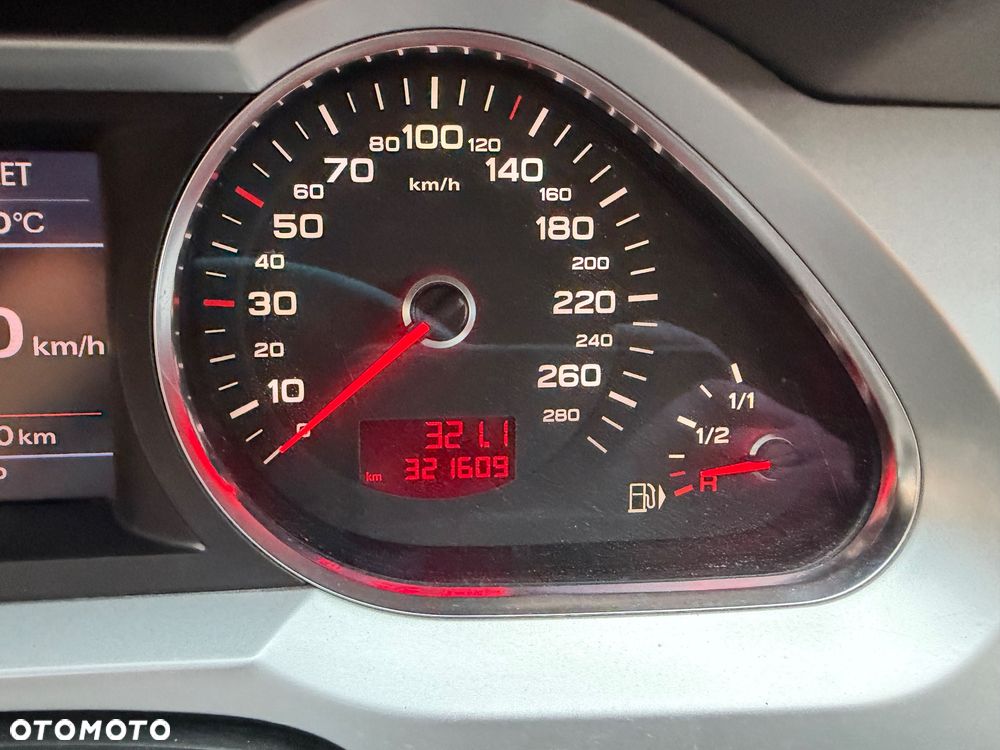 Audi A6 Avant 3.0 TDI DPF quattro tiptronic - 28
