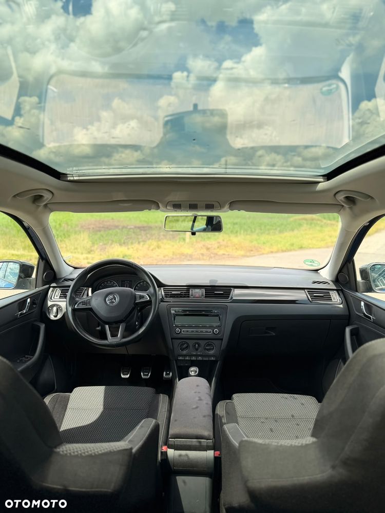 Skoda RAPID 1.6 TDI DPF Style Plus - 6