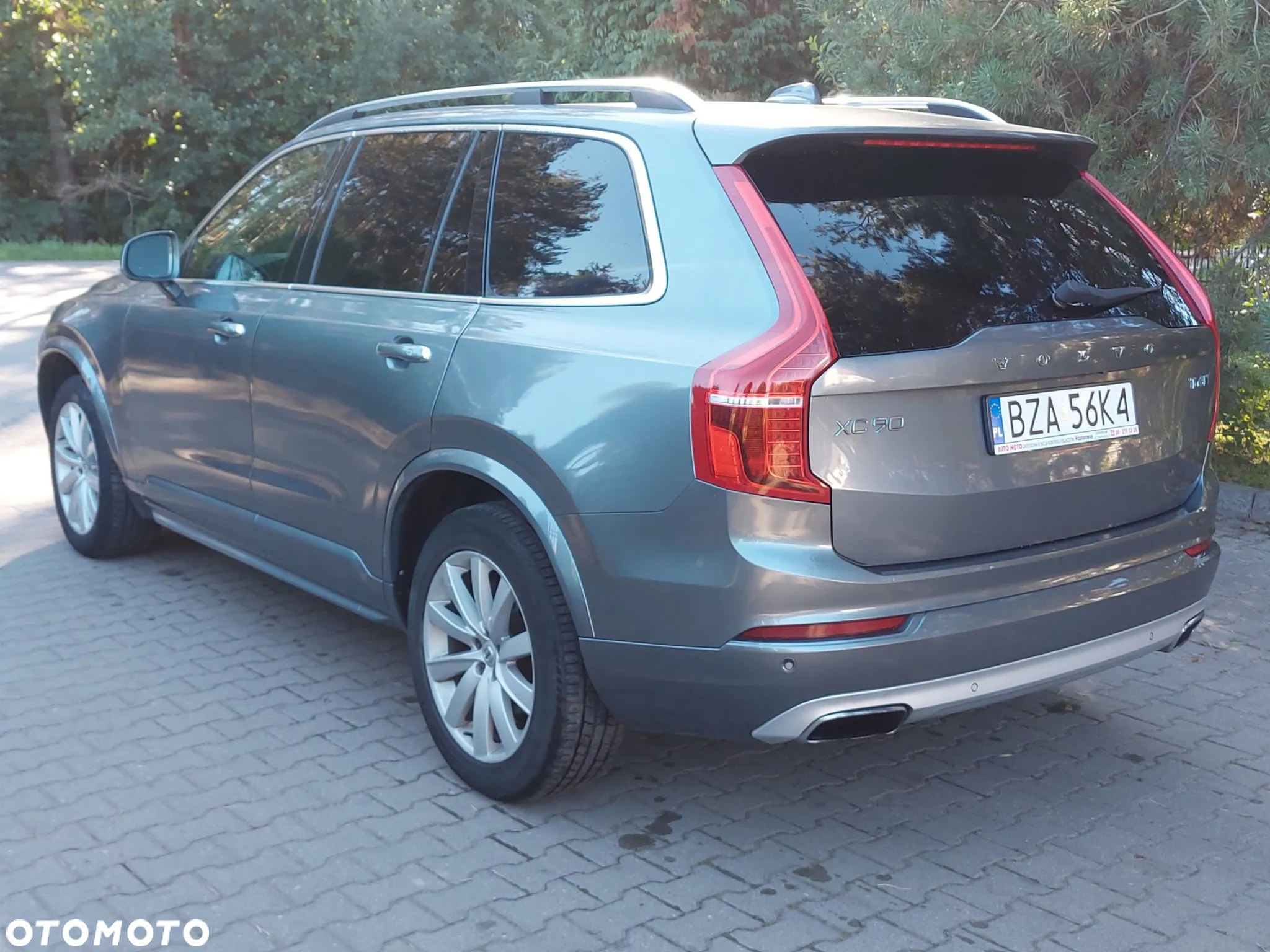 Volvo XC 90 - 22