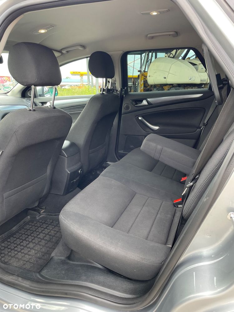 Ford Mondeo 2.0 TDCi Titanium - 31