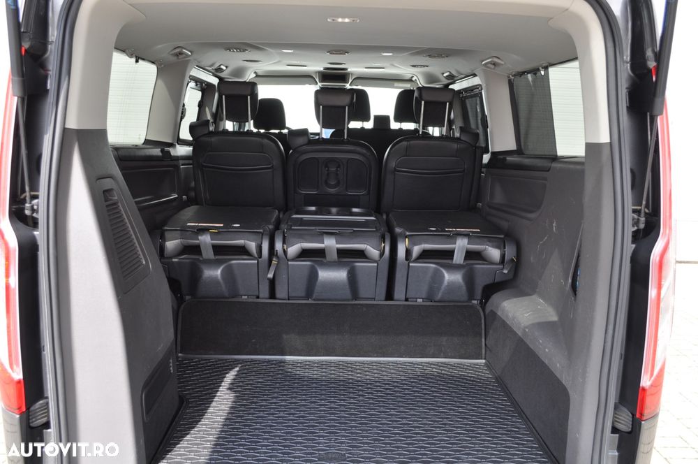 Ford Tourneo Custom Bus 320 2.0 EcoBlue 130 CP L2H1 Titanium Aut. - 24
