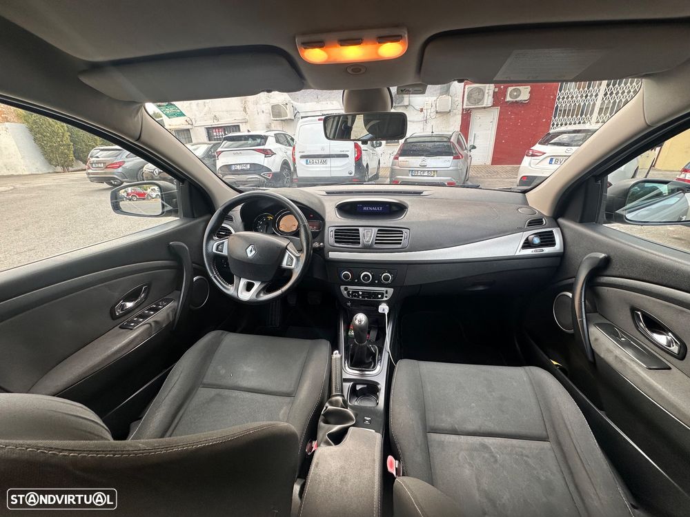 Renault Mégane Sport Tourer - 10