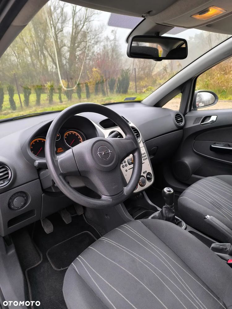 Opel Corsa 1.4 16V Enjoy - 10