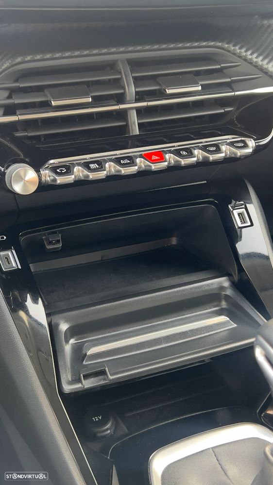 Peugeot 2008 1.5 BlueHDi Allure Pack - 12