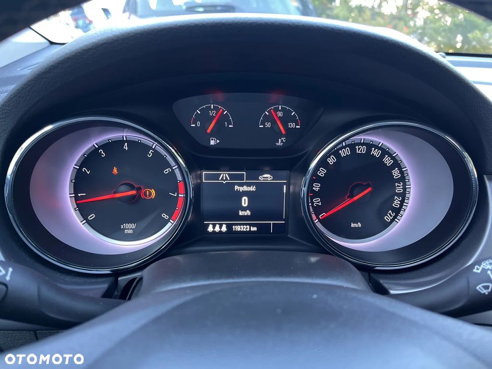 Opel Astra 1.4 T Enjoy - 14