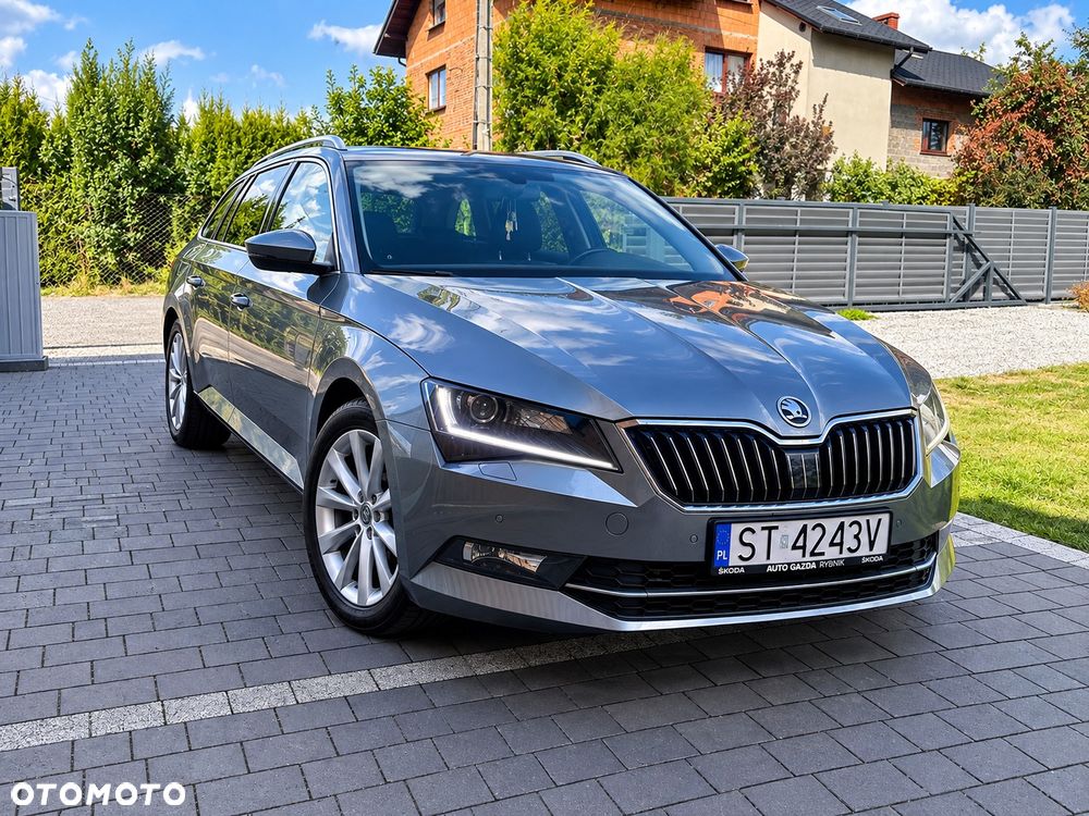 Skoda Superb 2.0 TDI Ambition - 2