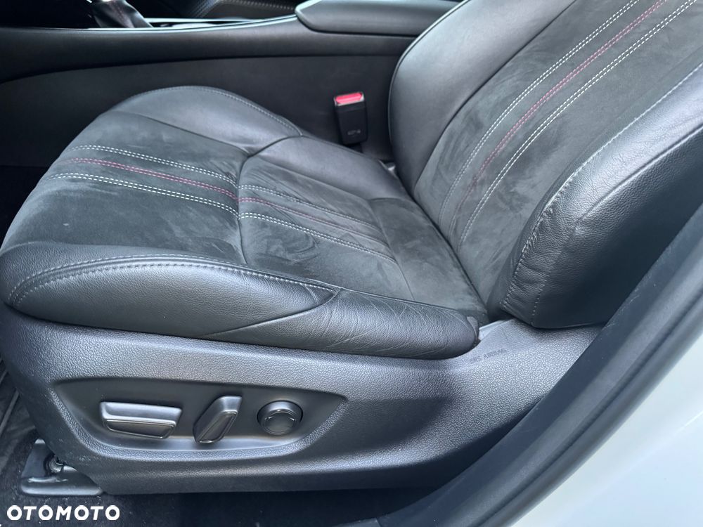 Toyota C-HR 2.0 Hybrid GR Sport - 12