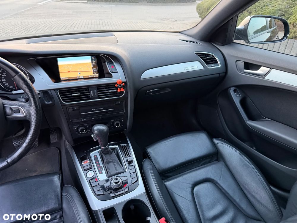 Audi A4 Avant 2.0 TFSI quattro S tronic S line Sportpaket - 19