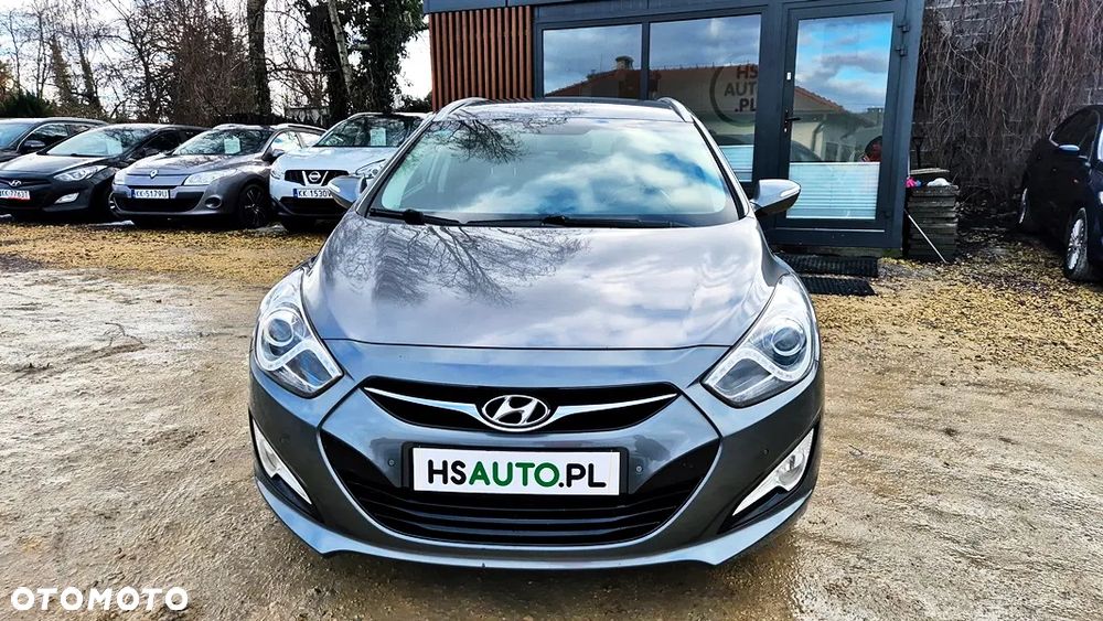 Hyundai i40 Kombi blue 1.6 Family+ - 4