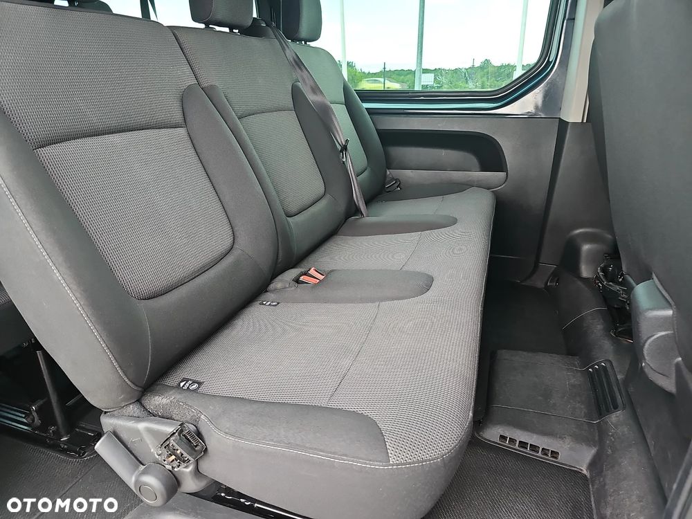 Renault Trafic 2.0 dCi - 21