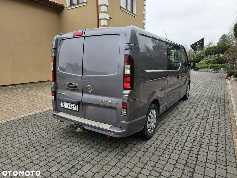 Opel Vivaro - 4