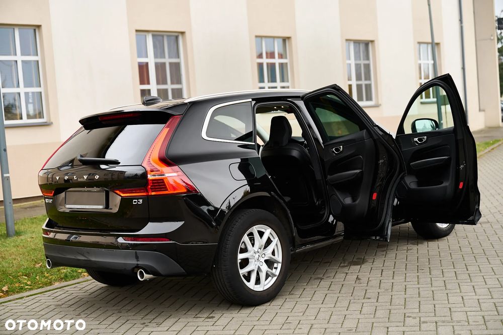 Volvo XC 60 D3 Momentum Pro - 26
