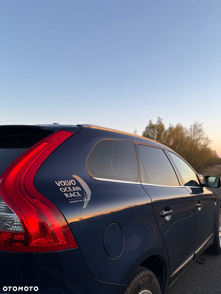 Volvo XC 60 - 8