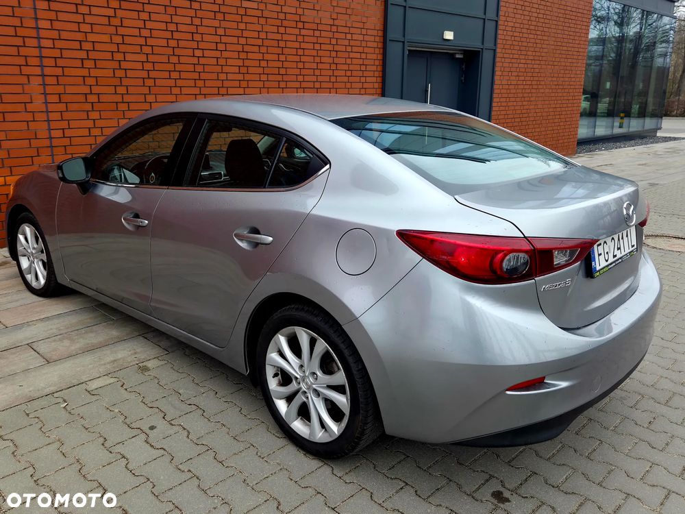 Mazda 3 - 7