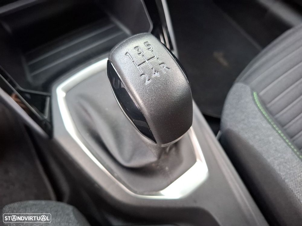 Peugeot 208 1.2 PureTech Active - 19