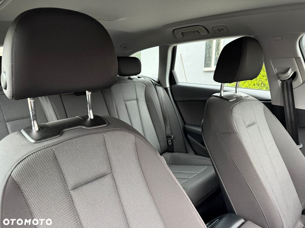 Audi A4 Avant 35 TFSI mHEV S tronic - 29