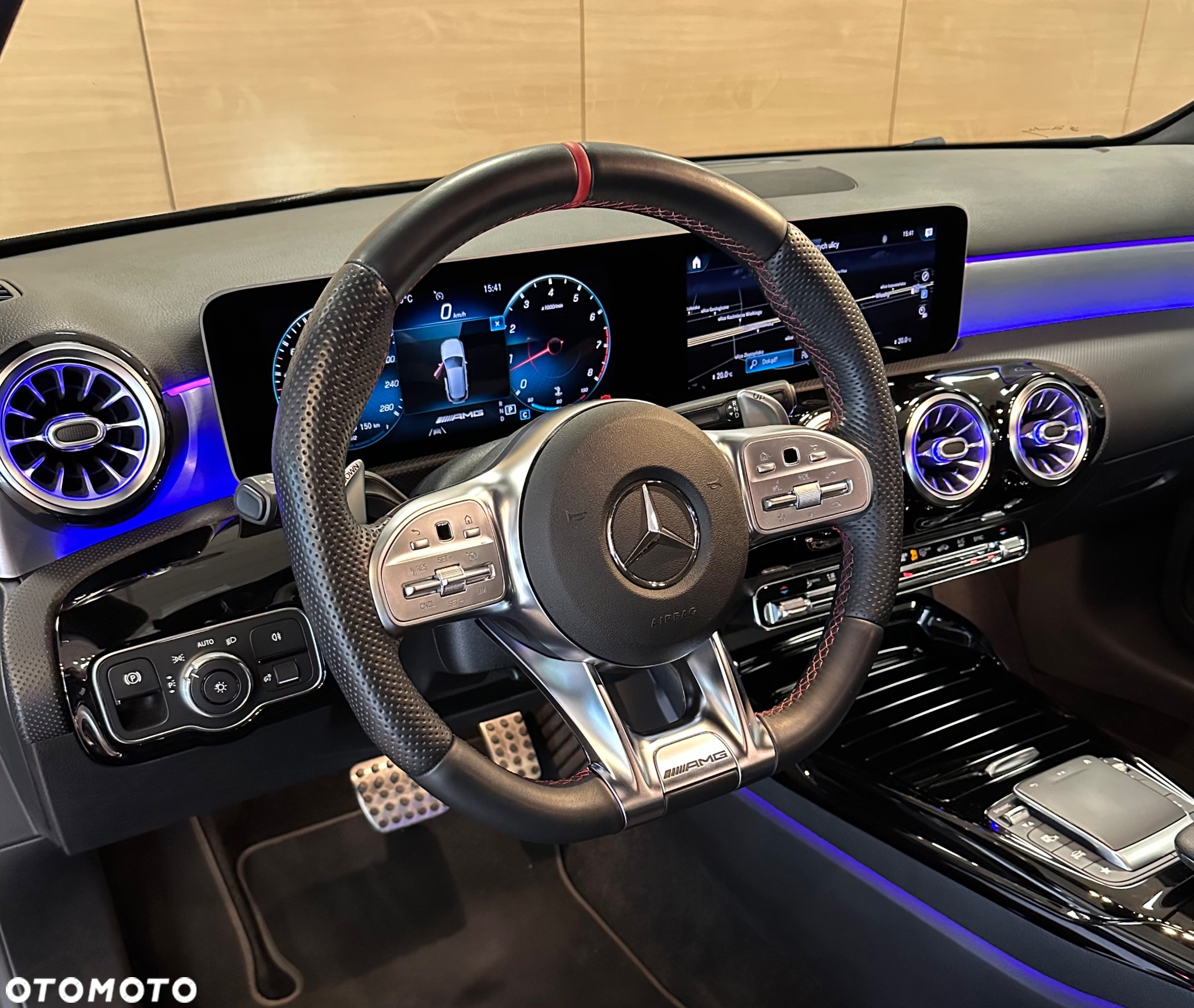 Mercedes-Benz Klasa A 35 AMG 4-Matic 7G-DCT - 9