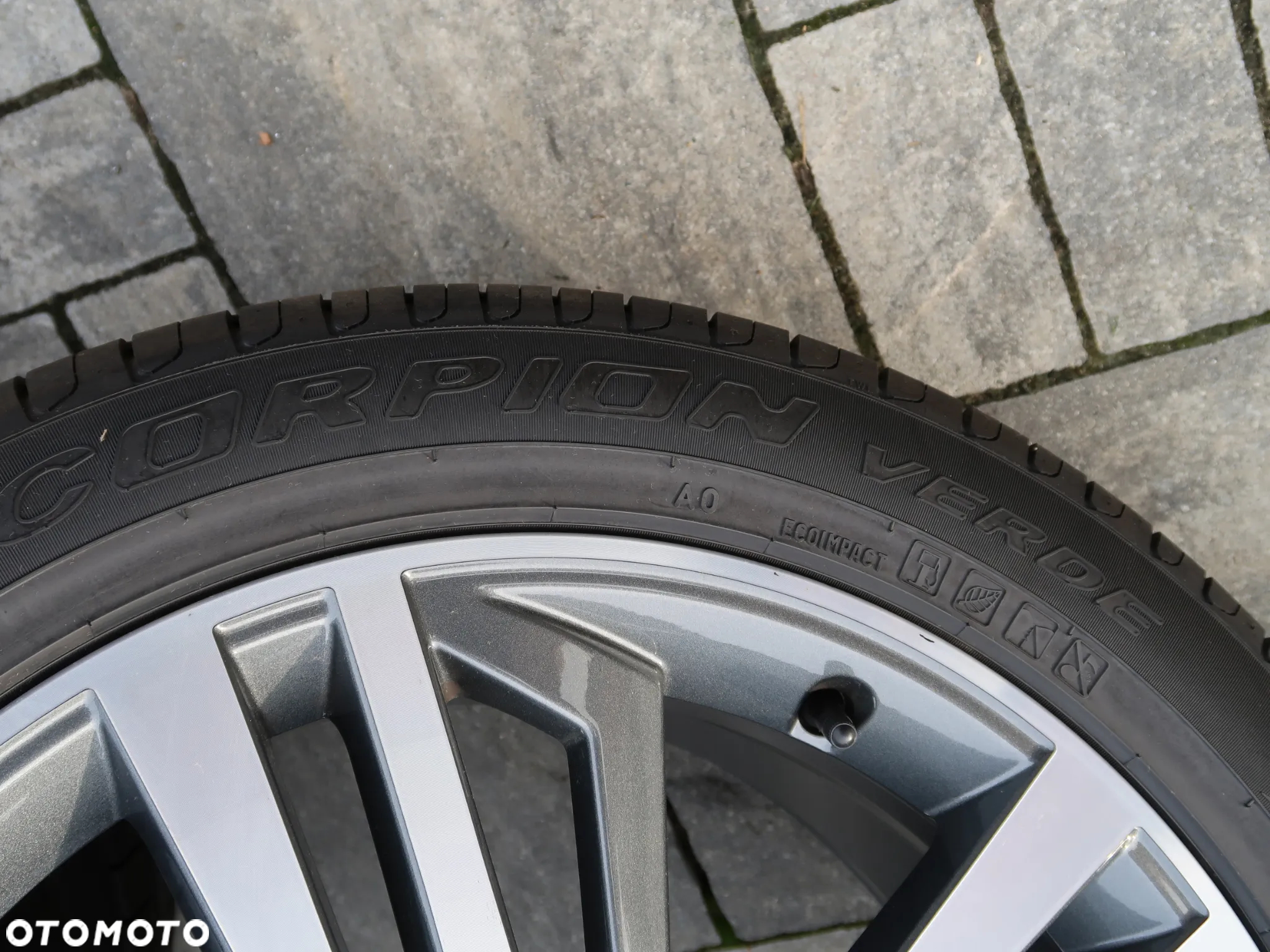 Koła Audi Q5 SQ5 20'' Pirelli 255/45r20  22 rok - 10