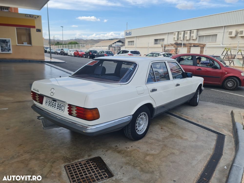 Mercedes-Benz W126 - 4