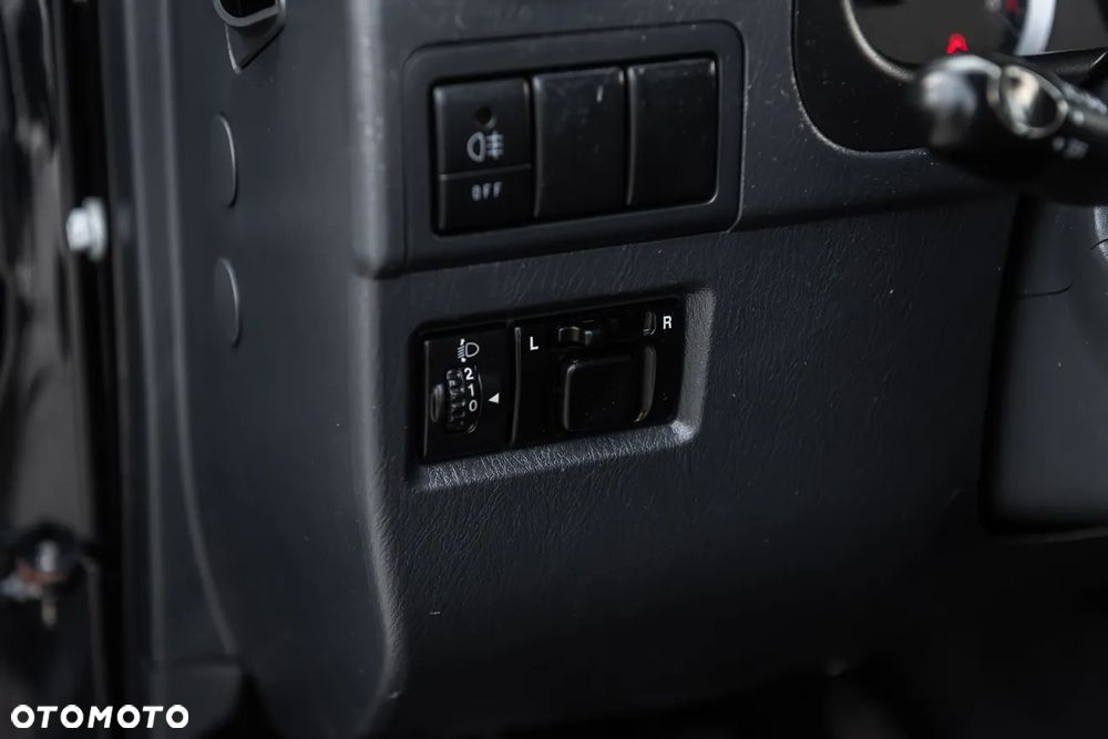 Suzuki Jimny Black&White - 16