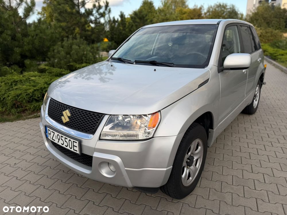 Suzuki Grand Vitara 2.7 V6 - 9