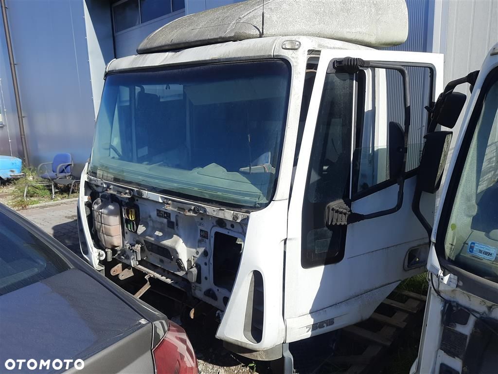 Kabina FOTELE Iveco Euro cargo  TECTOR 3.9 170KM 1997-2014 BIALA - 1
