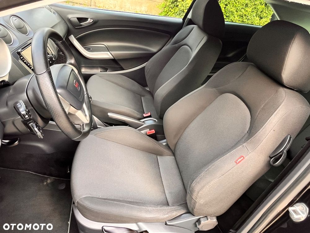 Seat Ibiza SC 1.4 16V Sport - 8