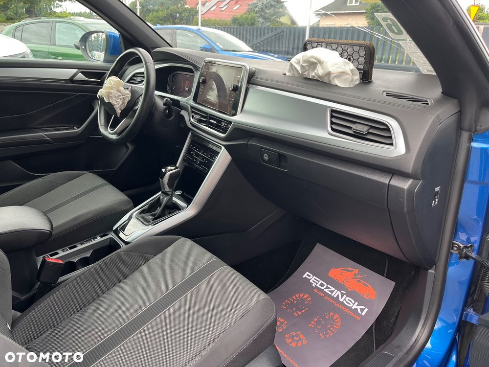 Volkswagen T-Roc - 10