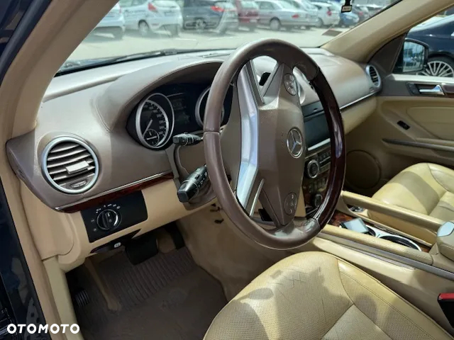 Mercedes-Benz GL 450 CDI - 11