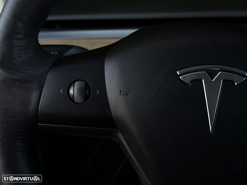 Tesla Model 3 Long Range Tração Integral - 22