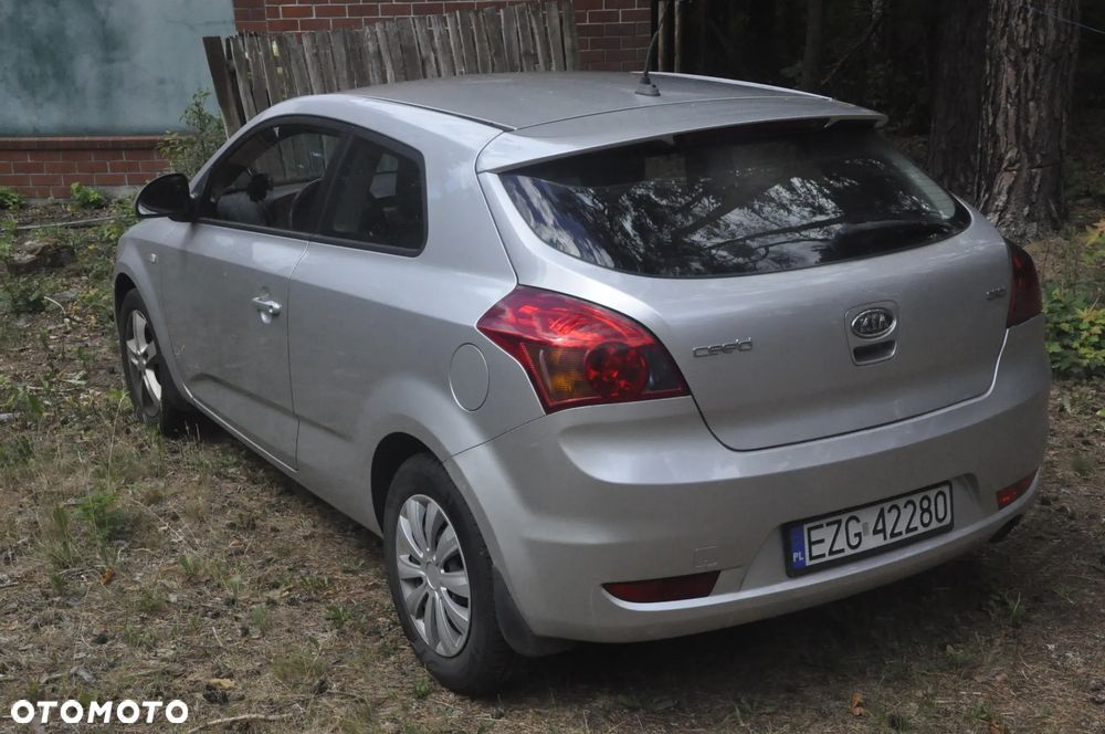 Kia Ceed 1.6 Crdi Comfort - 2