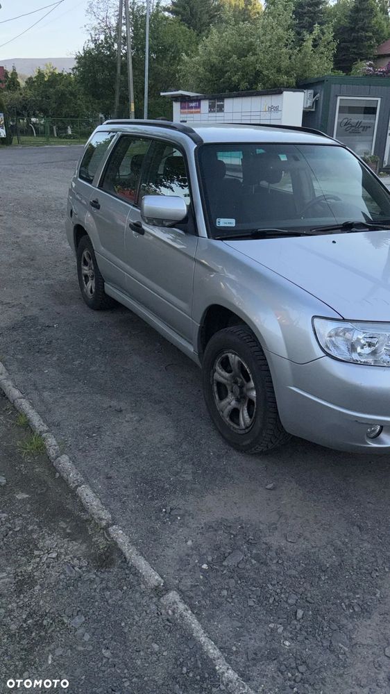 Subaru Forester 2.0 XA TRE - 2