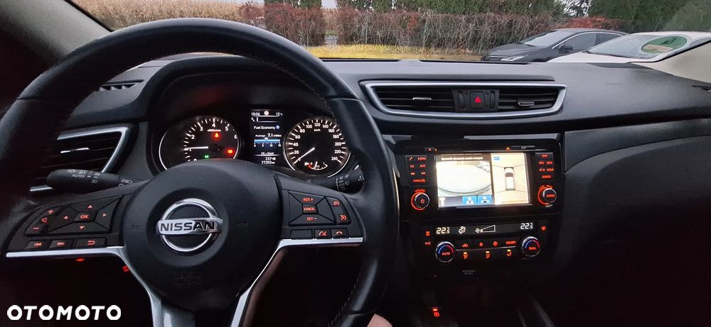 Nissan Qashqai 1.6 DIG-T Tekna - 24