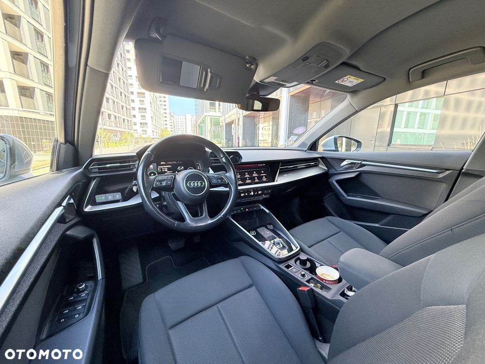 Audi A3 Sportback 1.4 TFSI e-tron Ambition - 17